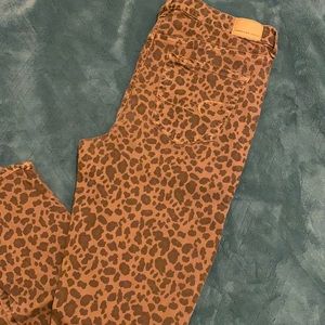 American eagle leopard print skinny jeans